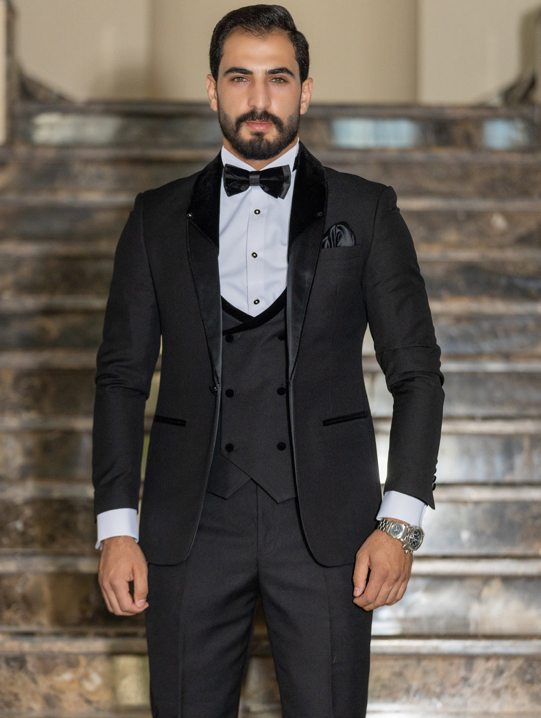 بدلة توكسيدو