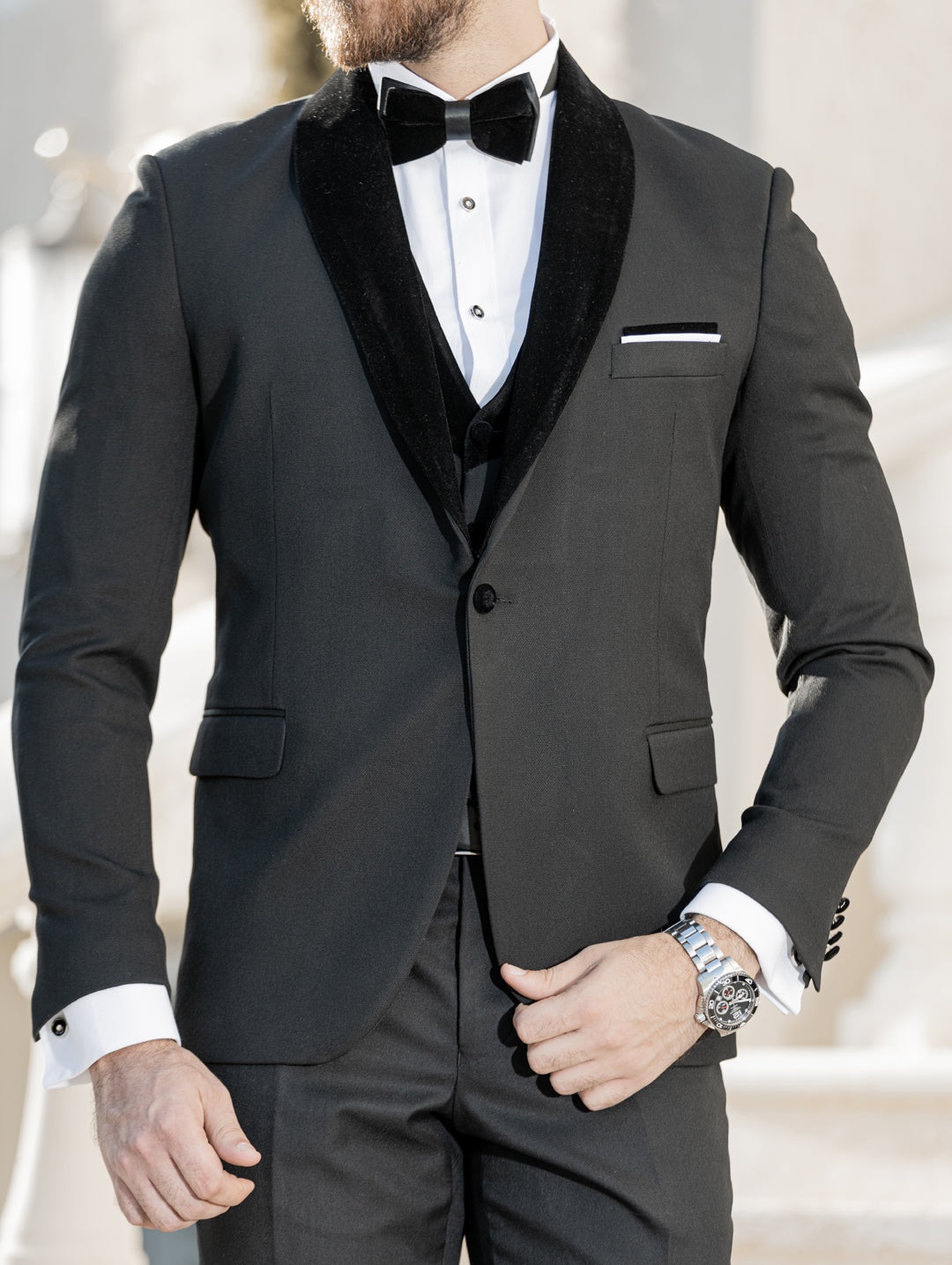 بدلة توكسيدو